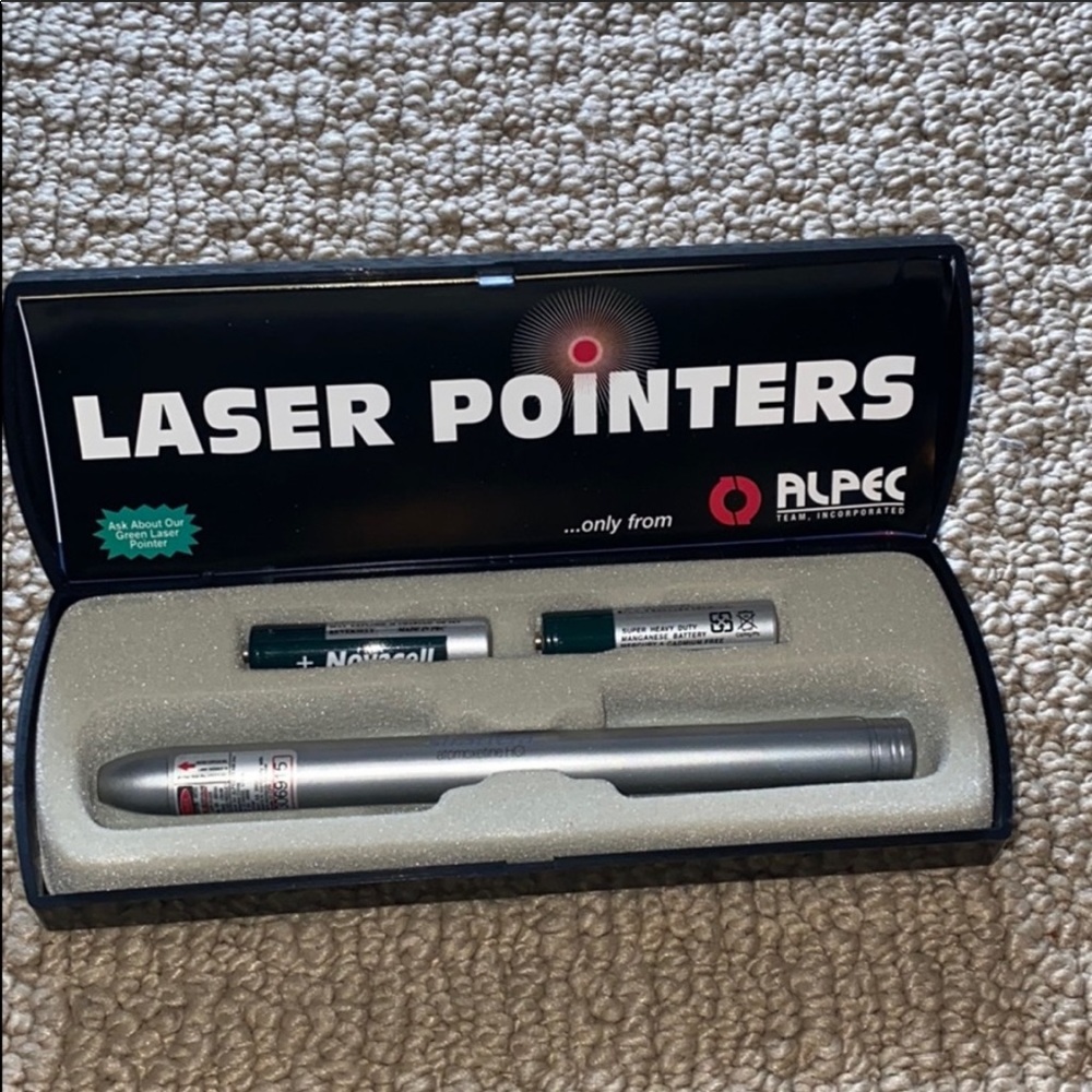 Presentation pointer with batteries included.